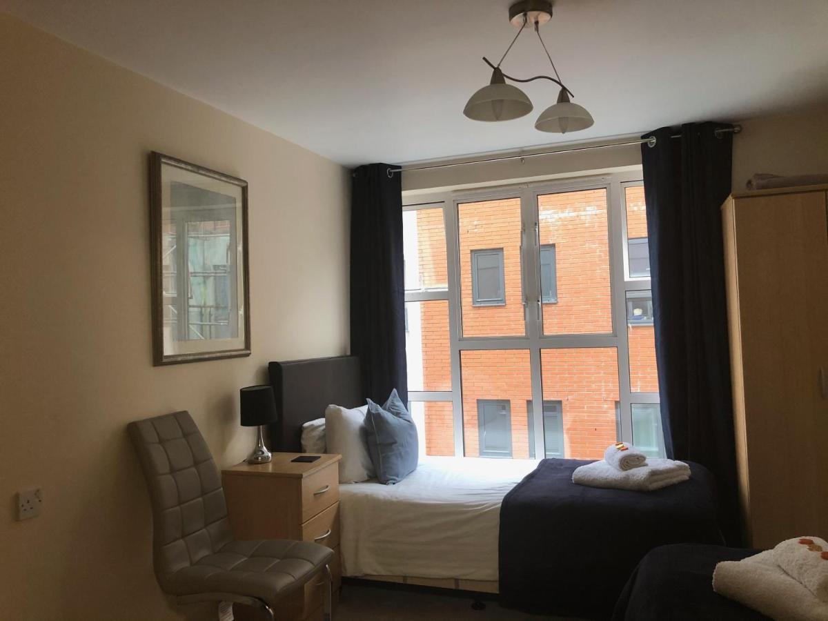 Honest City Centre Apartment 2 Southampton Exterior foto